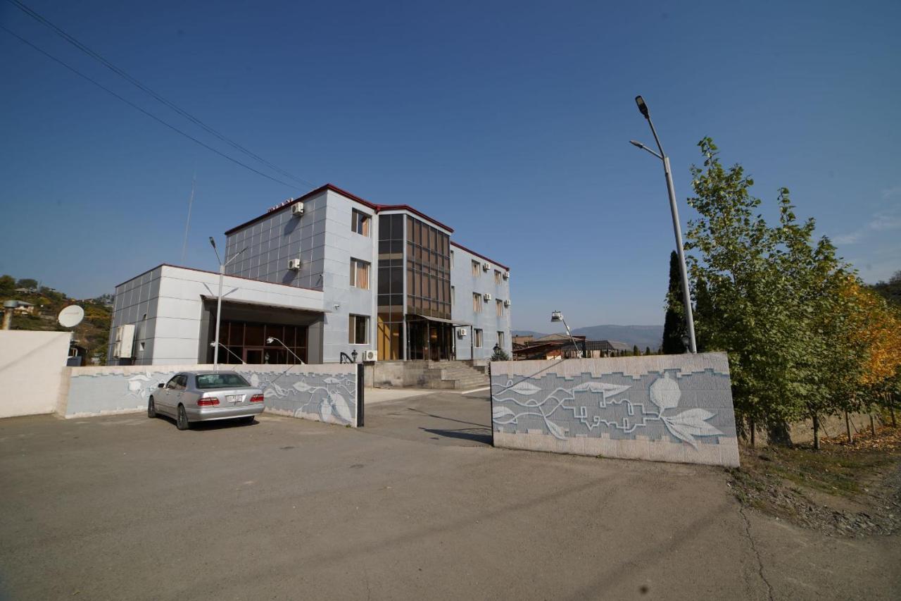 Syunik Hotel Kapan Exterior photo